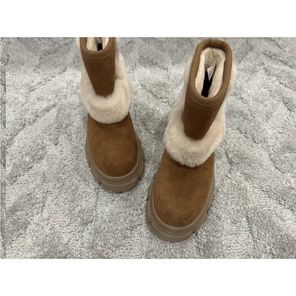 Ugg Brooklyn Sunburst Chestnut Suede Platform Boots Women's Size 10 - Image 5