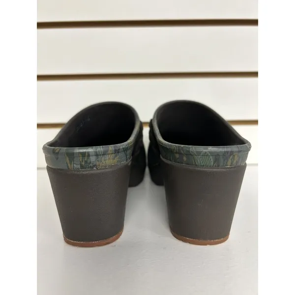 CROCS Dual Comfort Clog Slide Blue Brown Floral Womens Size 7 Heels Comfort Boho - Image 5