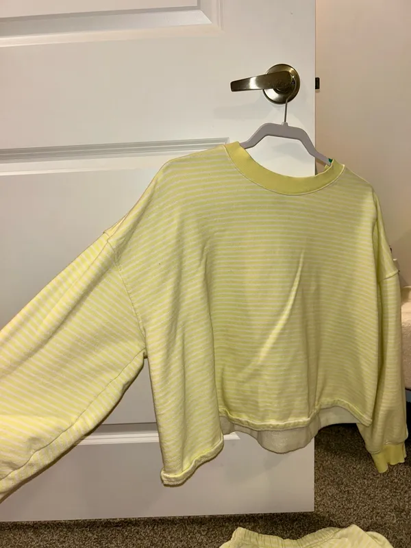 Target Yellow Striped Lounge Set - Image 2