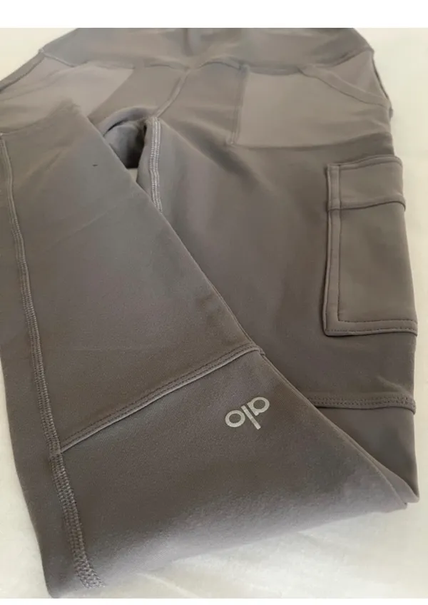 NEW Alo Yoga Moto Cargo Leggings - Dust Lavender/Slate Grey - Sz S (NWOT) - Image 4