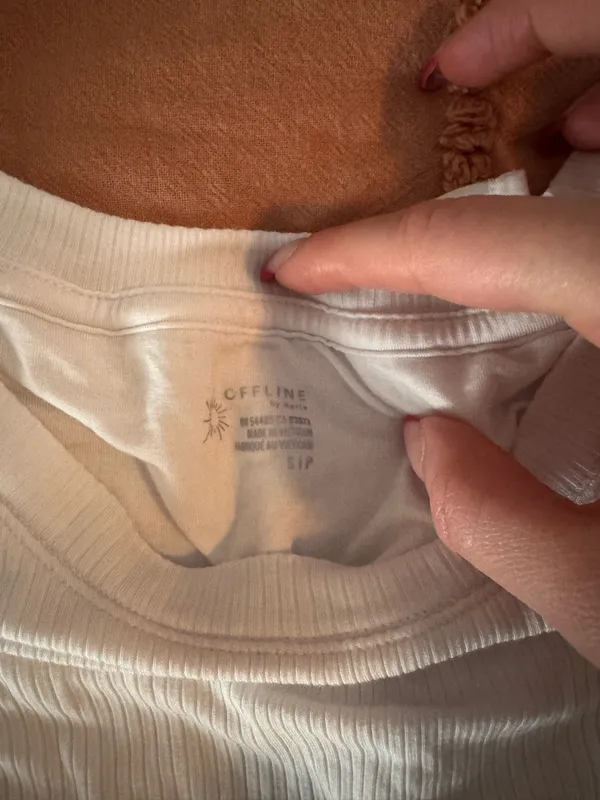 Aerie Offline Crop Top - Image 2
