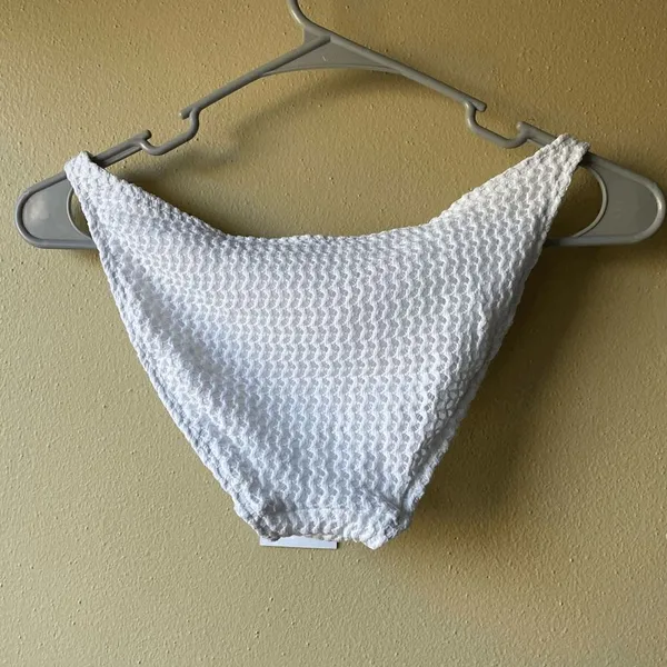 Andie the Tropez Bottom in White Size Medium - Image 2