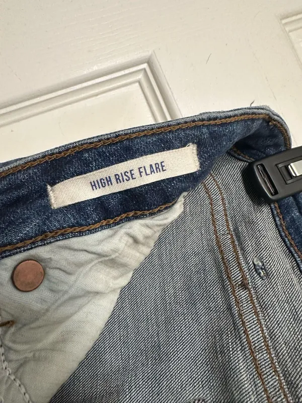 Wrangler Bell Bottom Jeans - Image 3