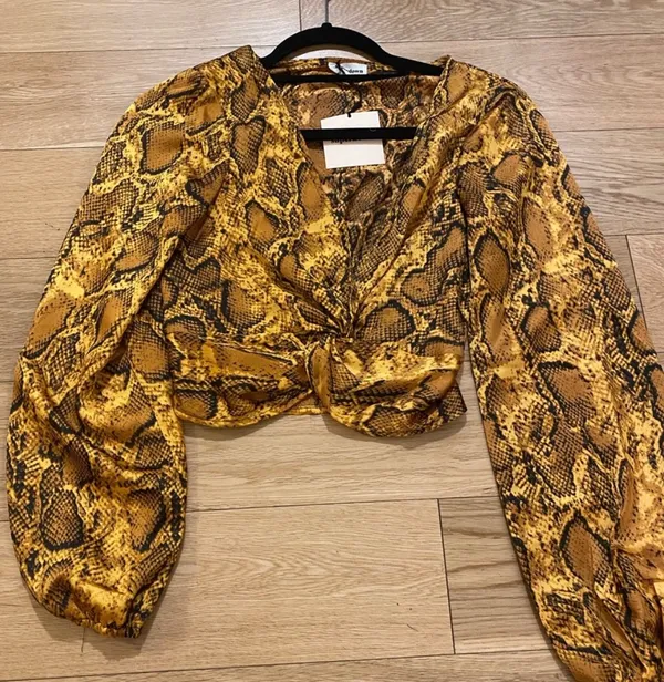 Revolve NEW  TOP XXS - Image 2