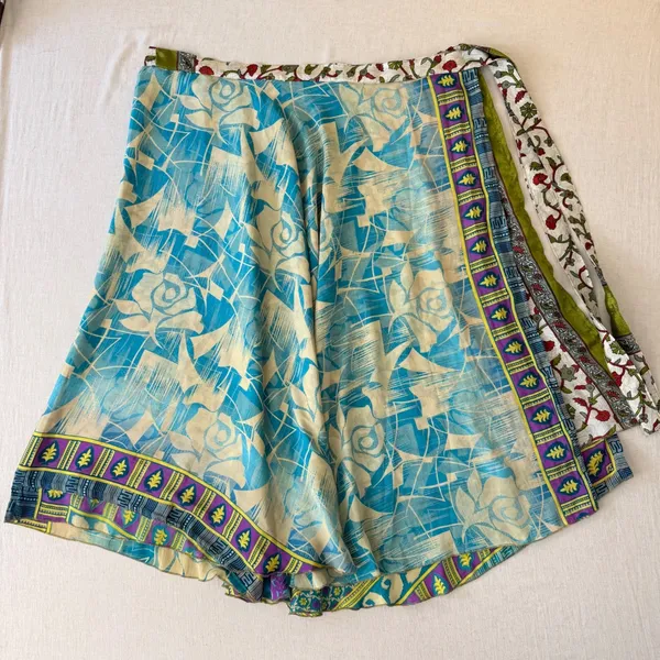Reversible boho Silk Wrap Skirt Womens OS Turquoise Gold Floral Maxi - Image 10