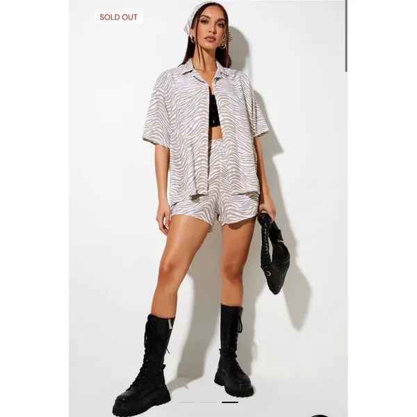 Motel Rocks‎ Narsi Shirt + Lalisa Short Set in Tonal Zebra Small NWOT - Image 2