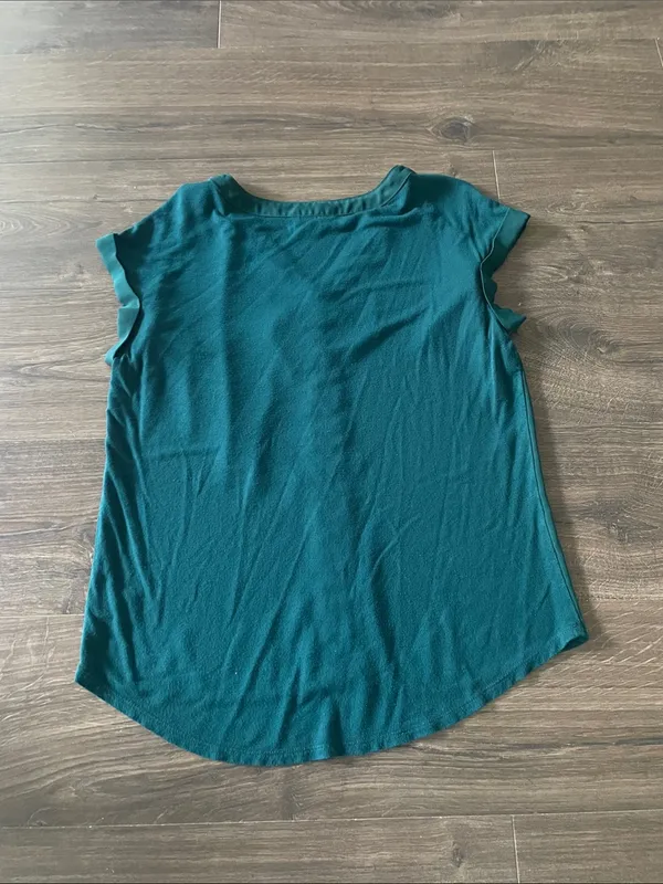 Fortune + Ivy Green V-Neck Cap-Sleeve Blouse, Size Small - Image 5