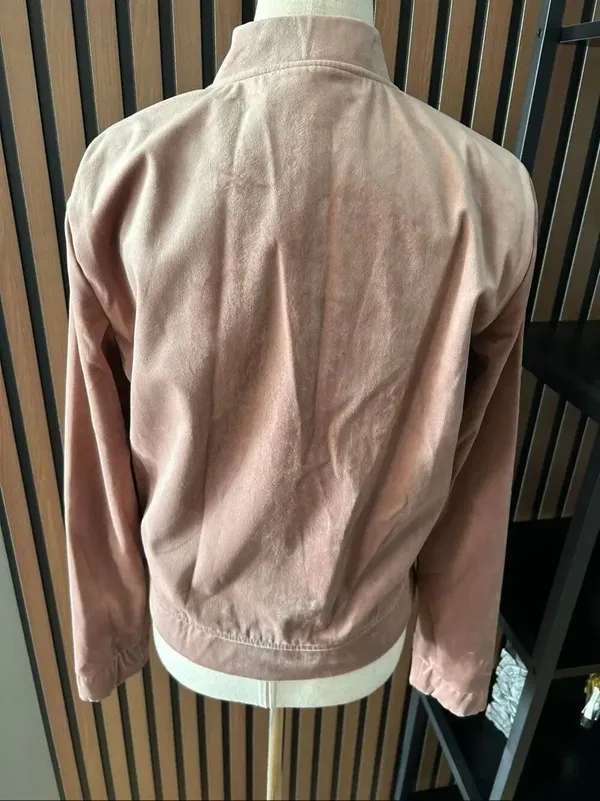 Vero Moda women’s light pink jacket velvet bomber jacket full zip size small NE - Image 2