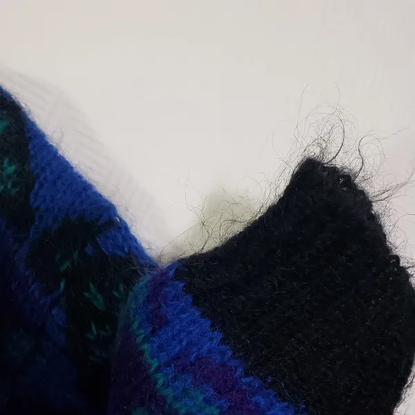 Vintage Gallagher Large Blue/Purple Geometric Cozy, Fuzzy, Knit Sweater GUC - Image 6