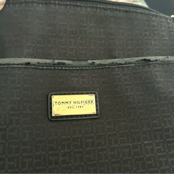 TOMMY HILFIGER black crossbody bag purse - Image 2