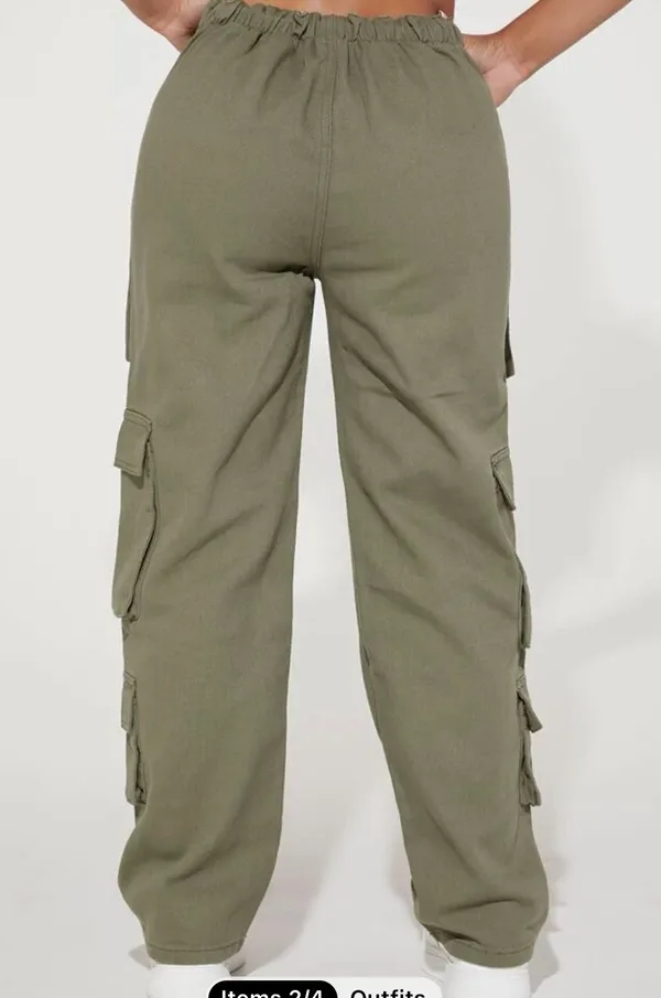 Low Waisted Green Cargo Pants Size XXS - Image 2