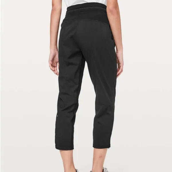 Lululemon Dance Studio Mid Rise Crop 25"‎ Black 4 - Image 2