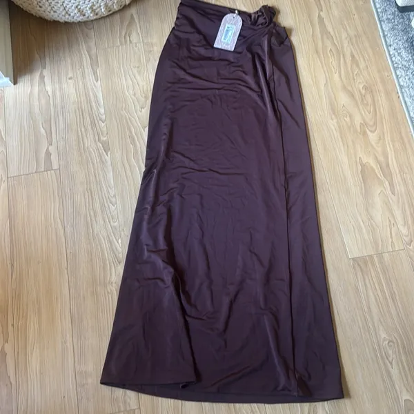 Meshki Haven Slinky Twist Brown midi Skirt - Image 4