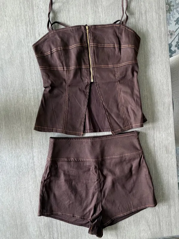 NWT!! Brown zip short set - Image 2