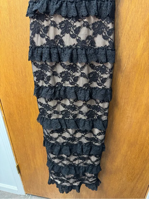 Dear Emilia Hello Molly Mystique Sleeveless Lace Maxi Dress Black Small NEW $155 - Image 9