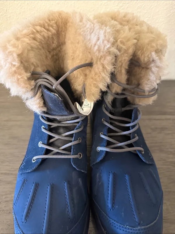 UGG Cecile Navy Blue Leather Sheepskin Duck Boots 1014361K Size 5 - Image 13