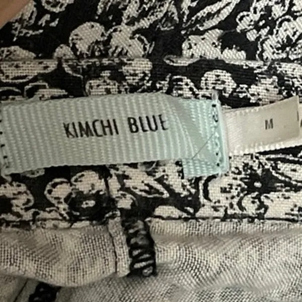 Kimchi Blue Black White Floral Mid Waist Zip Flare A Line Mini Skirt Size M - Image 4