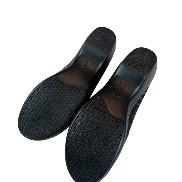 Clarks Slide On Non-Resistant Slip Lightweight Clog Shoes - Image 8