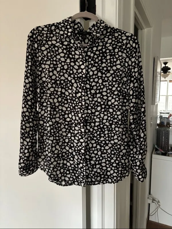 Banana Republic Black White Abstract Print Blouse XS - Image 3