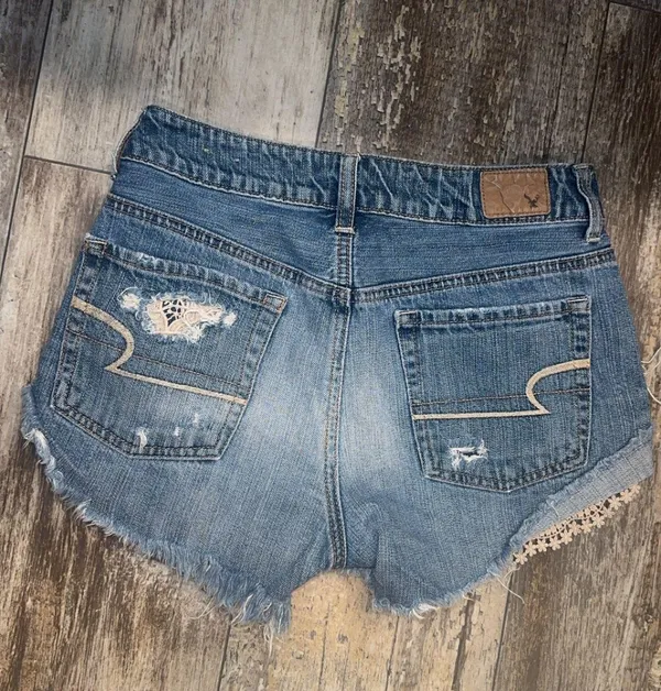 American Eagle Outfitters Shorts - Image 2