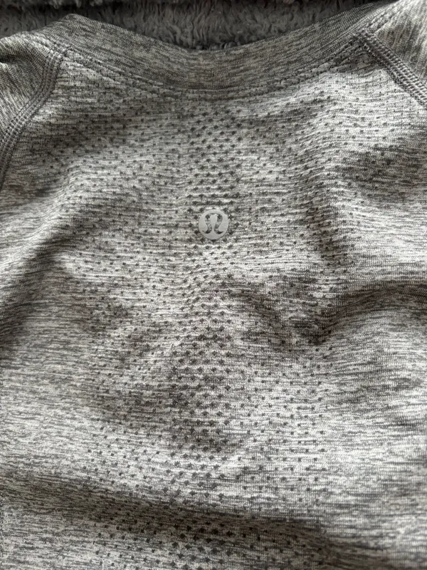Lululemon Swiftly Tech Short Sleeve - Image 4