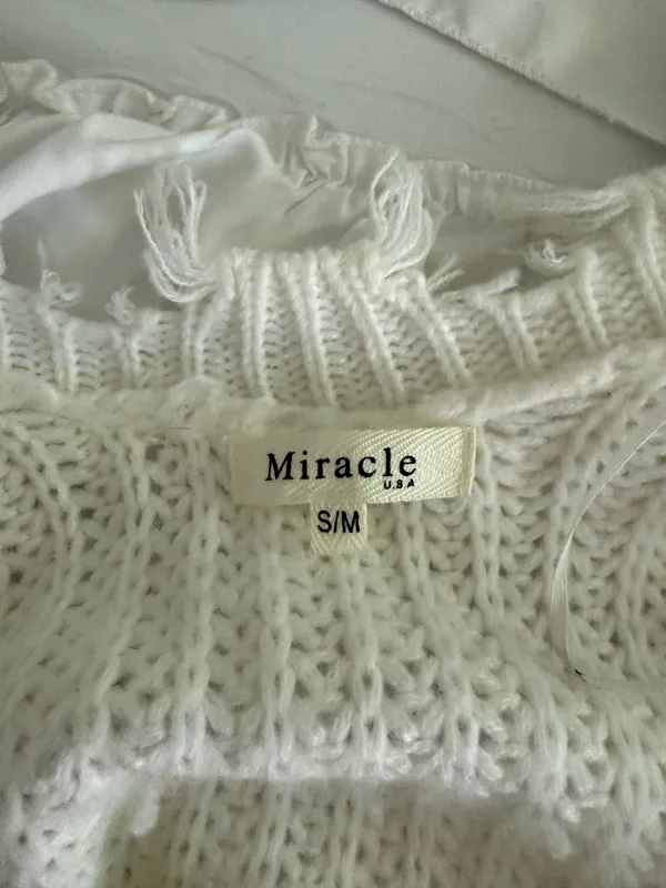 White sweater Size M - Image 4