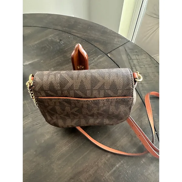 Michael Kors Brown Signature Logo Crossbody Bag Gold MK Medallion Mini Purse EUC - Image 4