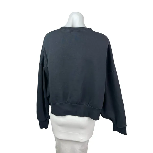 Nike Women's Black Swoosh Logo Long Sleeve Crew Neck Cropped Sweatshirt Top M - Image 4