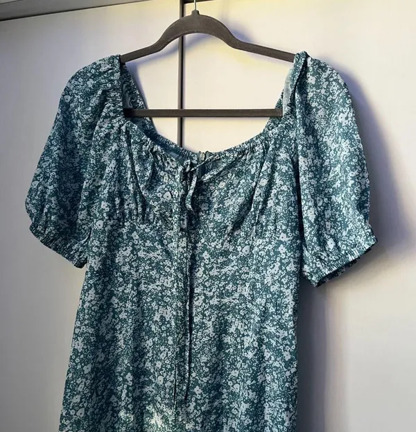 Amazon Floral Green Midi Dress - Image 3