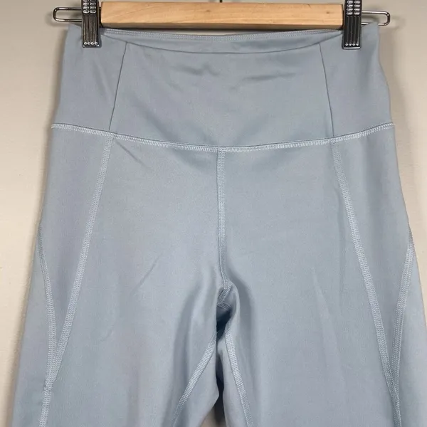 Girlfriend‎ Collective Women’s Size Medium Baby Blue 7/8 Ankle Leggings Yoga - Image 2
