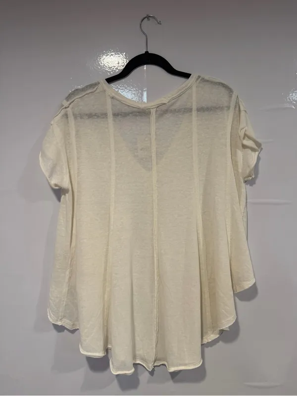 We the Free NWT Women's Cream V-Neck Lightweight Tee - Image 3