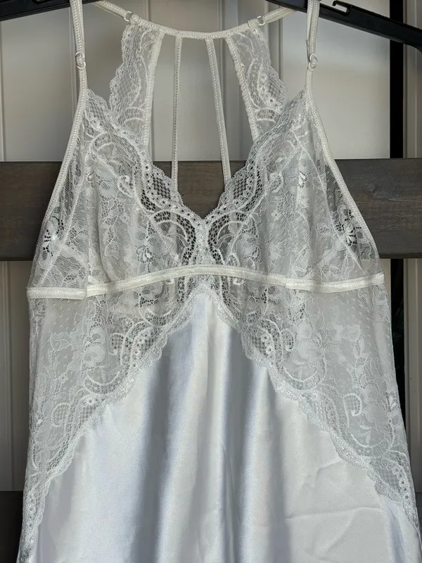 In Bloom by Jonquil Women's Lace Chemise Bridal Nightgown Slip Dress Size M - Image 2