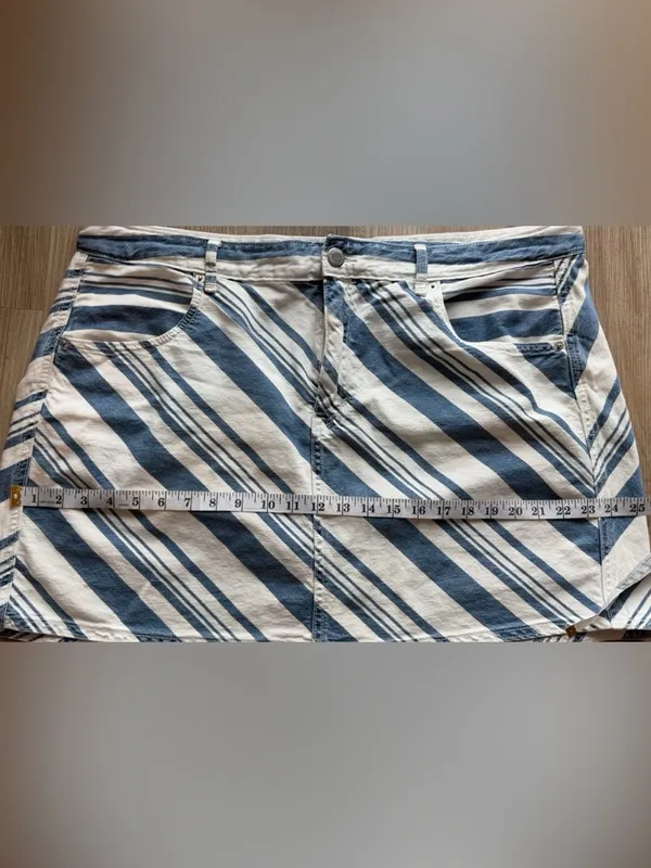 Women’s Blue and White Striped‎ Denim Skirt - Image 3