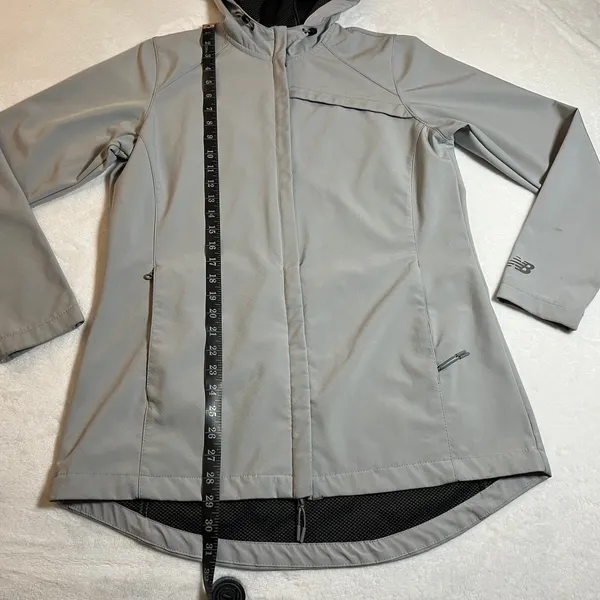 New Balance Women's Soft Shell Zip Up Jacket with Hood Size Large **FLAWED** - Image 9