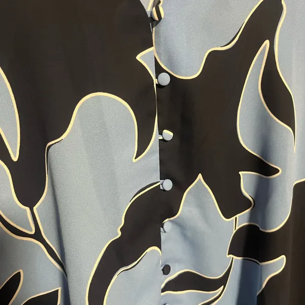 Ann Taylor Blue and Black Notched Collar Blouse - Image 4
