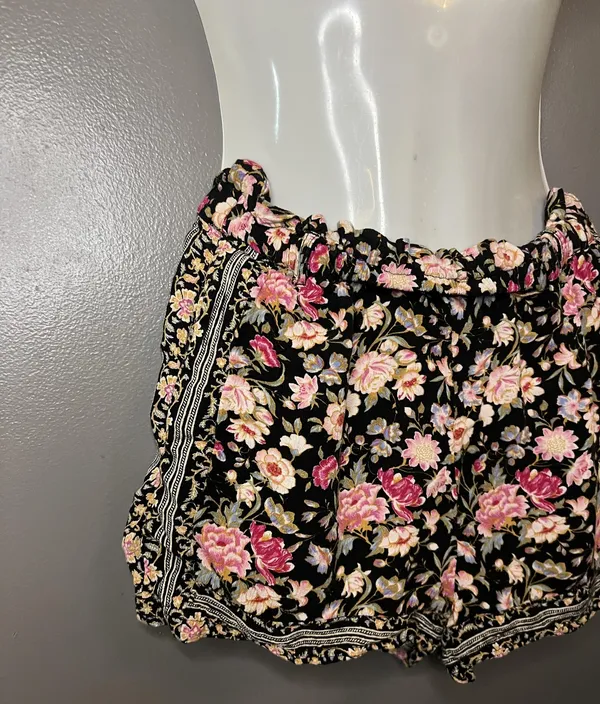American Eagle Outfitters Shorts Womens Small Black Floral Boho Soft Lounge - Image 2