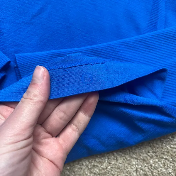 Lululemon Swiftly Tech Long Sleeve 2.0 race length shirt size 6 Blazer Blue Tone - Image 3