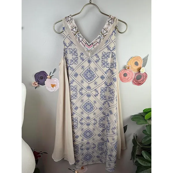Free People Cream & Pink Sleeveless Beaded Sleeveless Shift Dress - Size - Small - Image 4