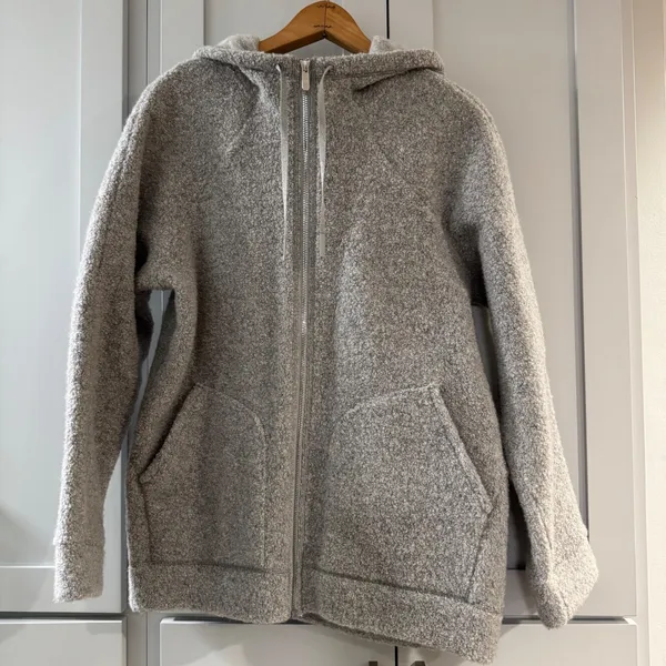 Lululemon So Sherpa Hooded Jacket Fleece‎ Heathered Silver Spoon Full Zip Size 6 - Image 2