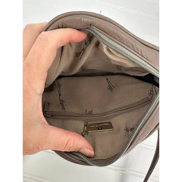 Vintage Etienne Aigner Crossbody Small Bag Purse Taupe Leather‎ Logo Zip Earthy - Image 2