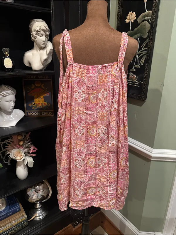 Savanna Jane Pink Multi‑Floral Patchwork Mini Dress – Size Medium White - Image 9
