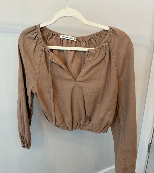 Abercrombie x Tia Booth Tan Linen Blouse - Image 2