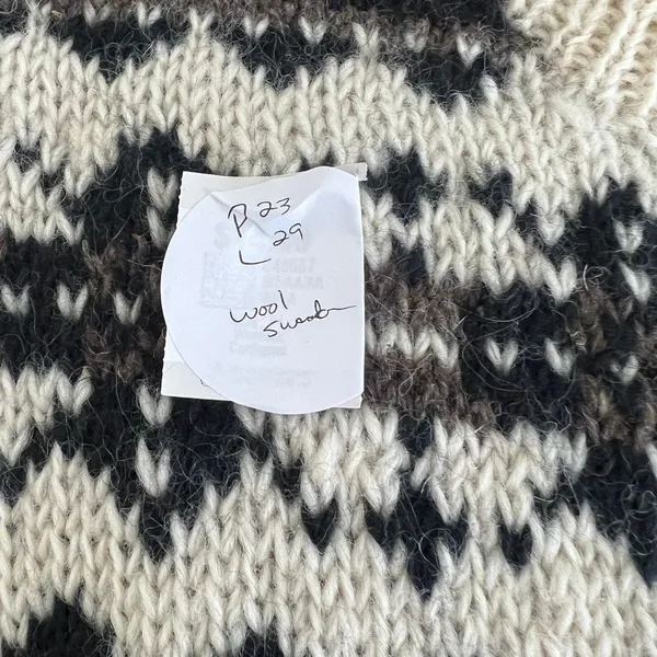 Vintage Nepal 100% Wool Fair Isle Hand Knit Cardigan Sweater L - Image 8