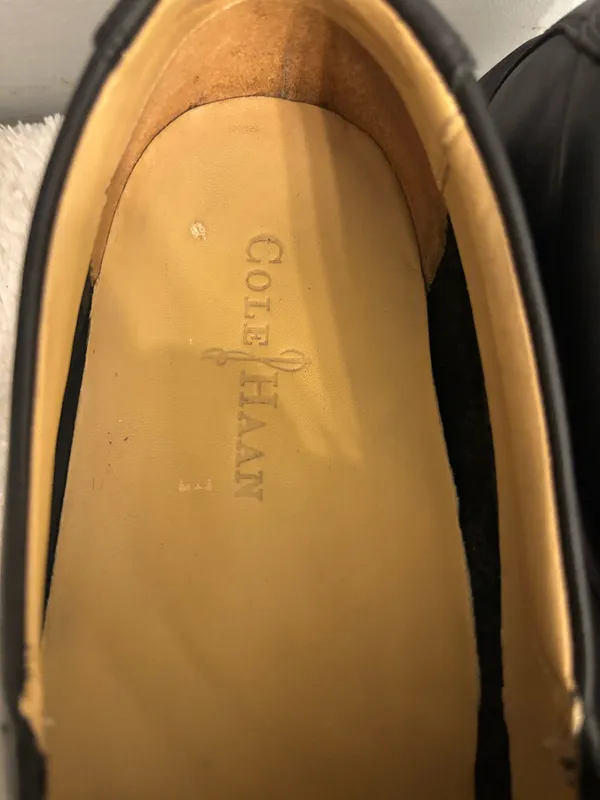 Cole Haan loafers soft soles black all leather loafers sz10 - Image 5