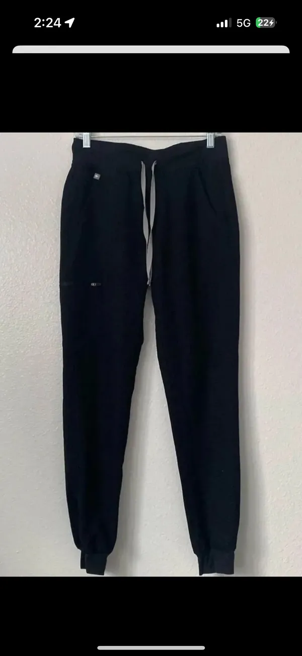 FIGS Jogger Scrub Pants - Image 3