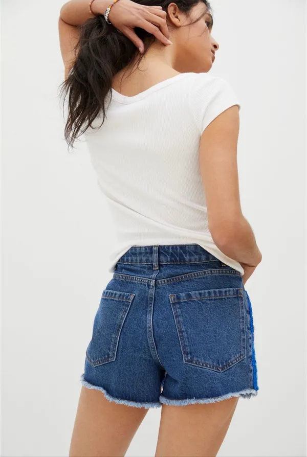 Anthro Farm Rio Ultra High-Rise Crochet Denim Shorts Size 26 - Image 3