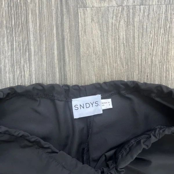 SNDYS. Paloma Pant Black Size US 6 AU / UK 10 Cargo Parachute Drawstring - Image 4