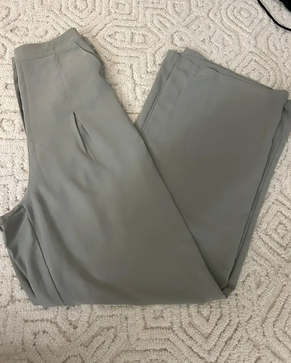 Nasty Gal Sage Green Flowy Trousers - Image 4