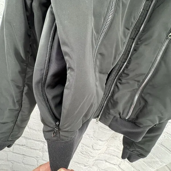 ALO Yoga Jacket S Black Off Duty Bomber Down Filled Puffer Athleisure Classic - Image 10
