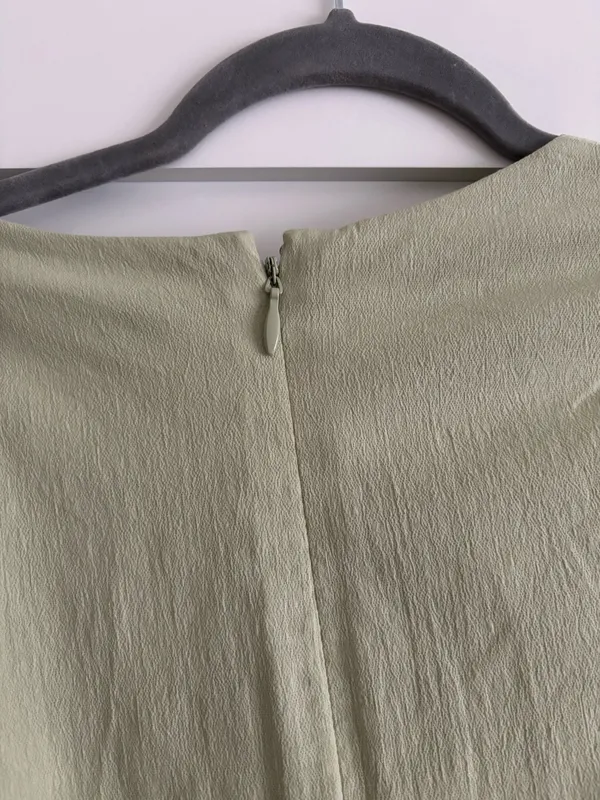 Green Abercrombie Dress - Image 5